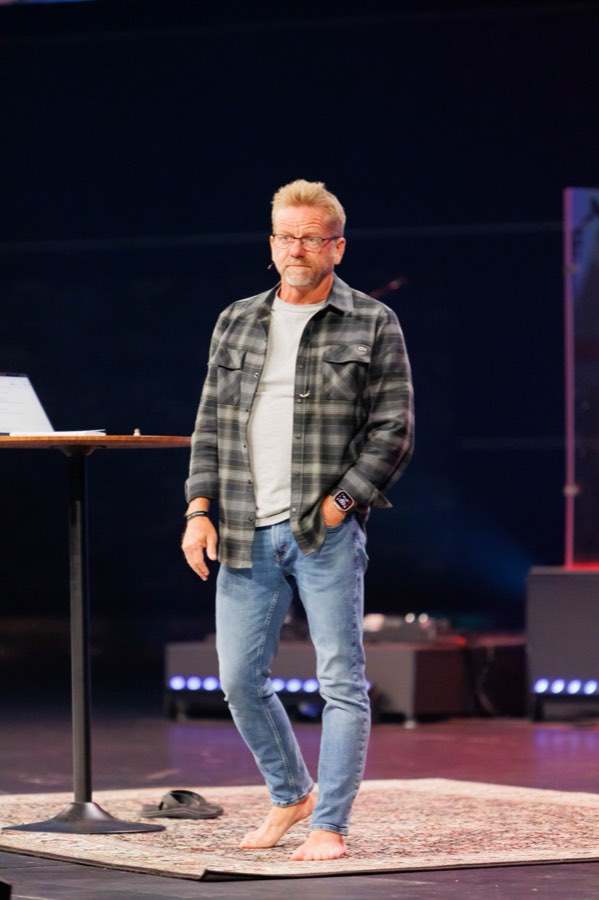 Speaker on the main stage